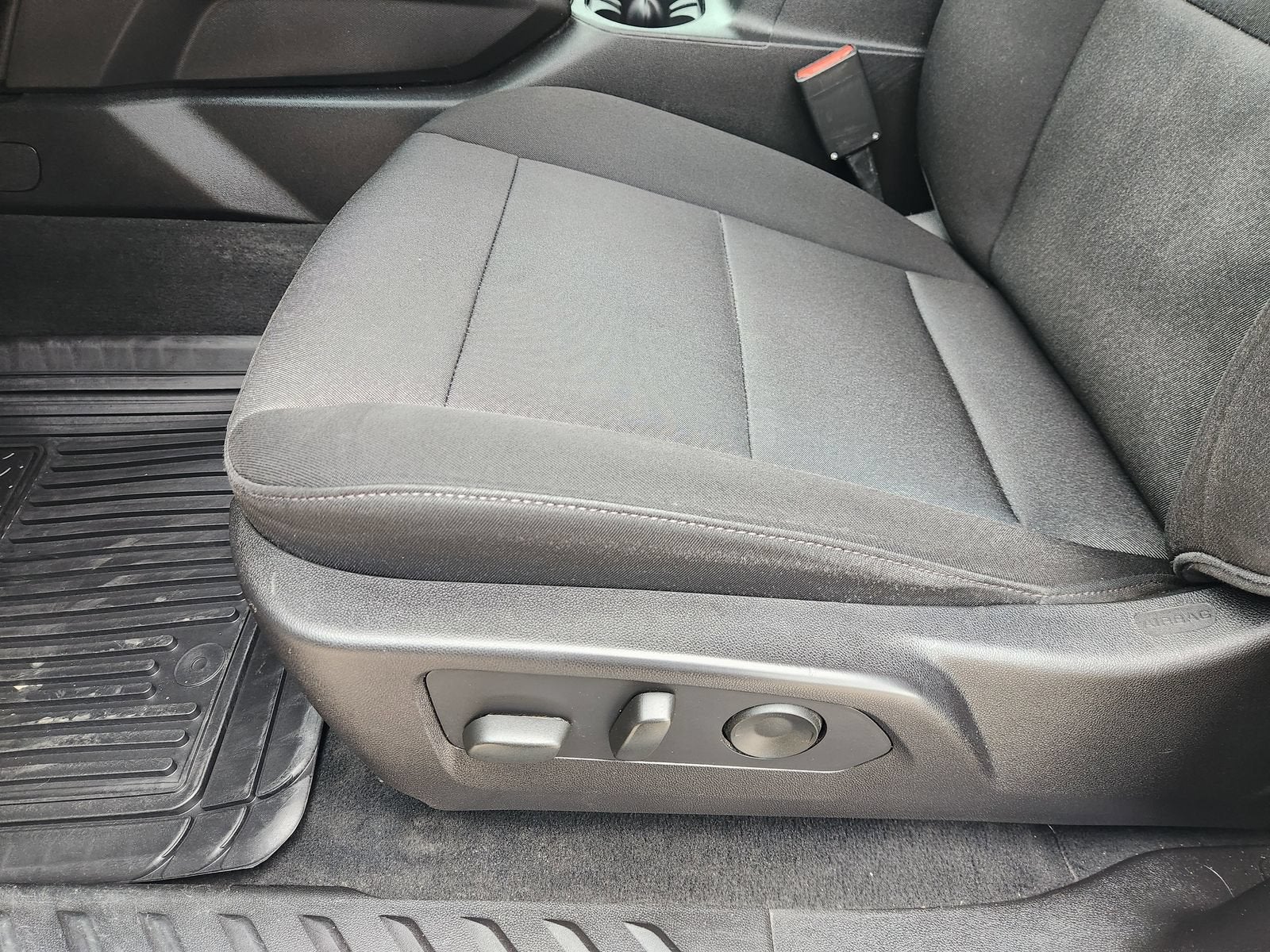 2024 Chevrolet Colorado WT