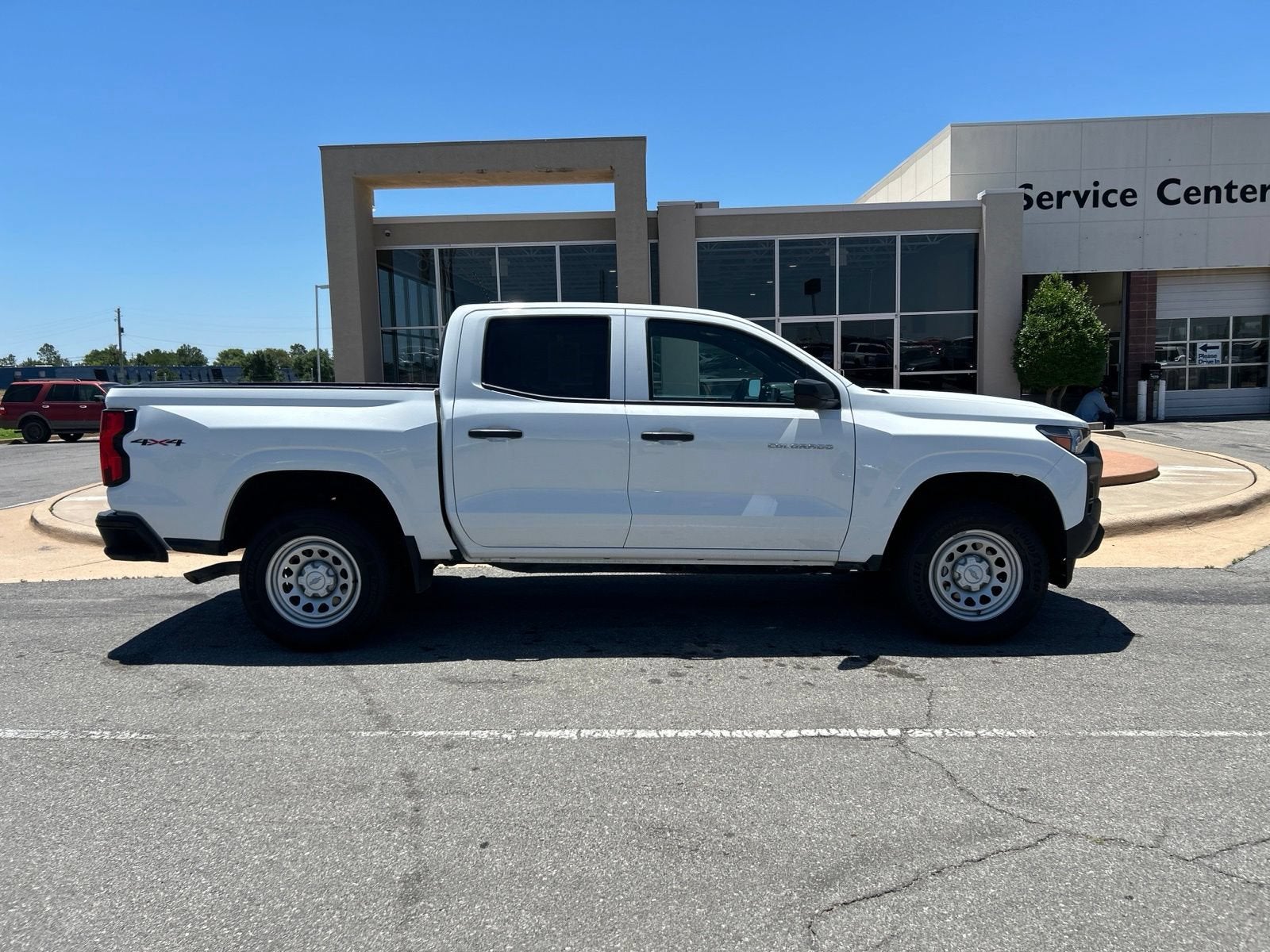 2024 Chevrolet Colorado WT