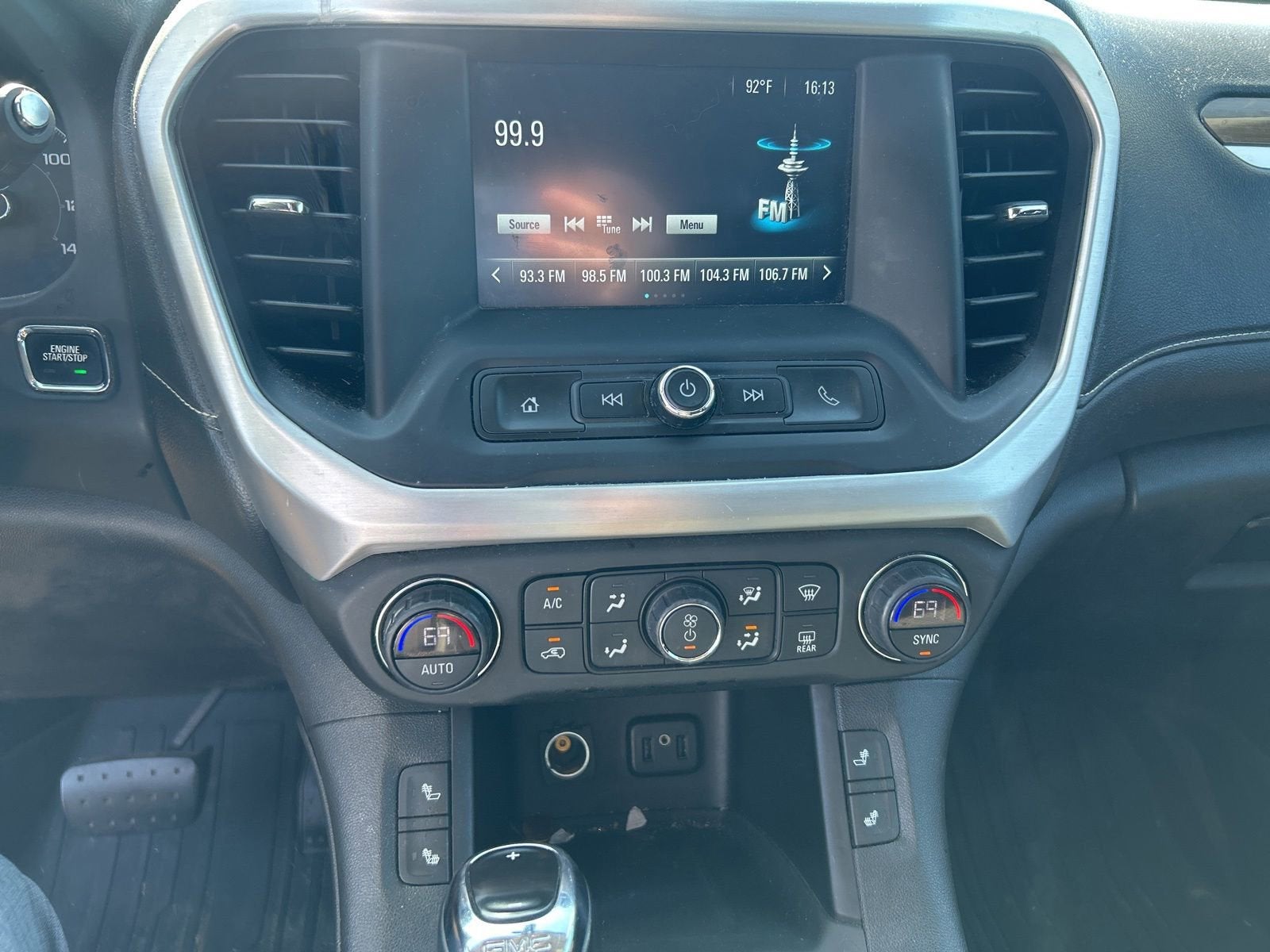 2019 GMC Acadia SLE