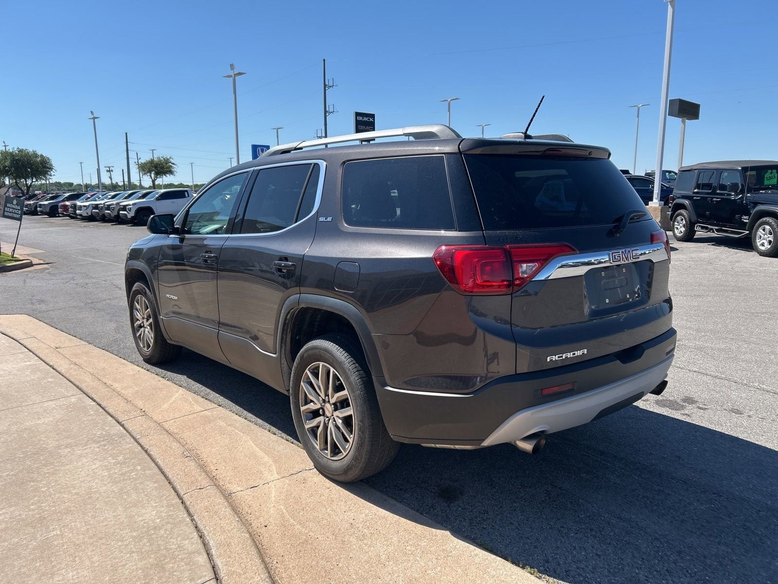 2019 GMC Acadia SLE
