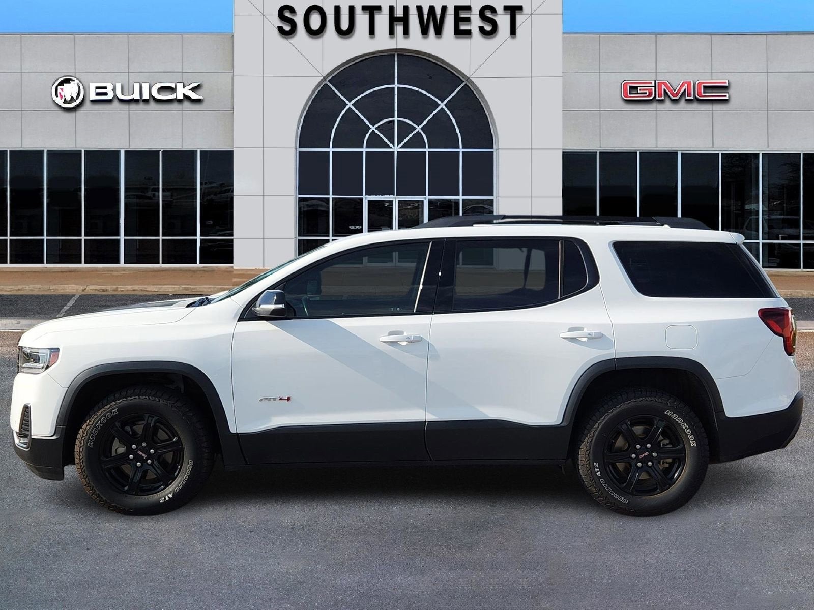 2020 GMC Acadia AT4