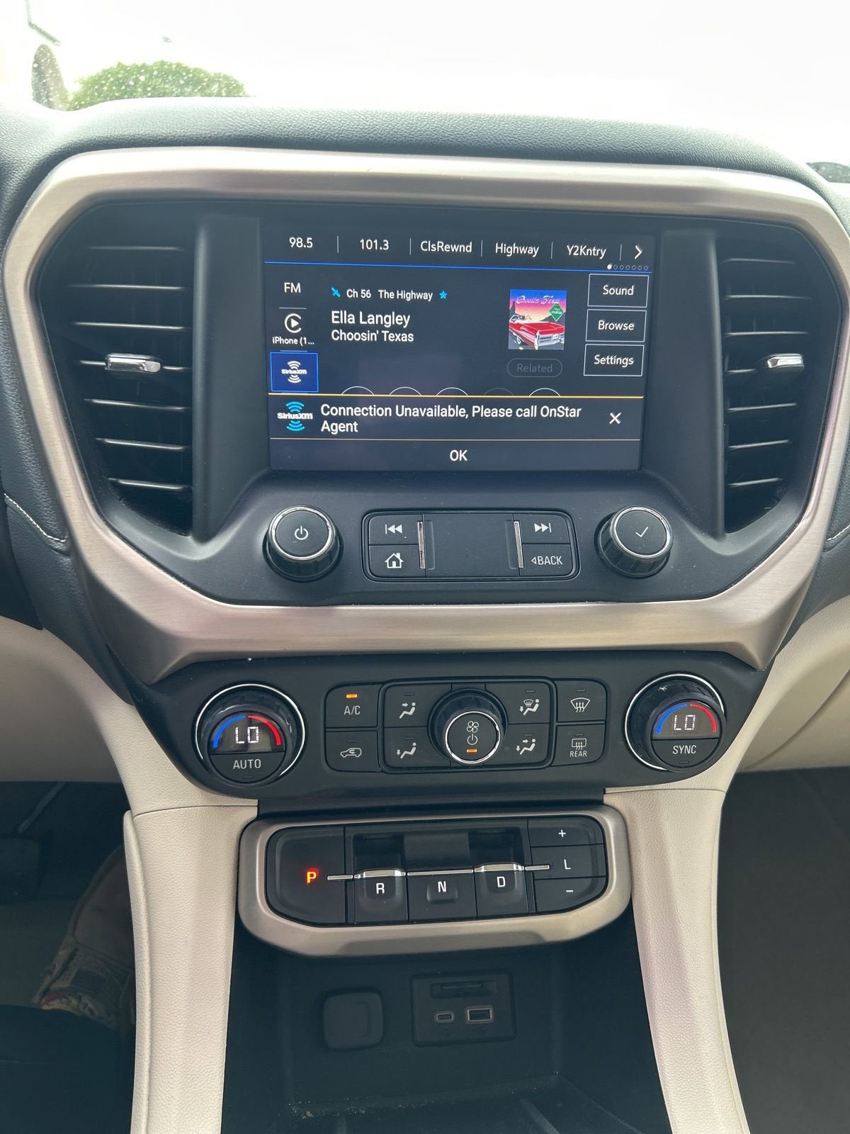 2021 GMC Acadia Denali