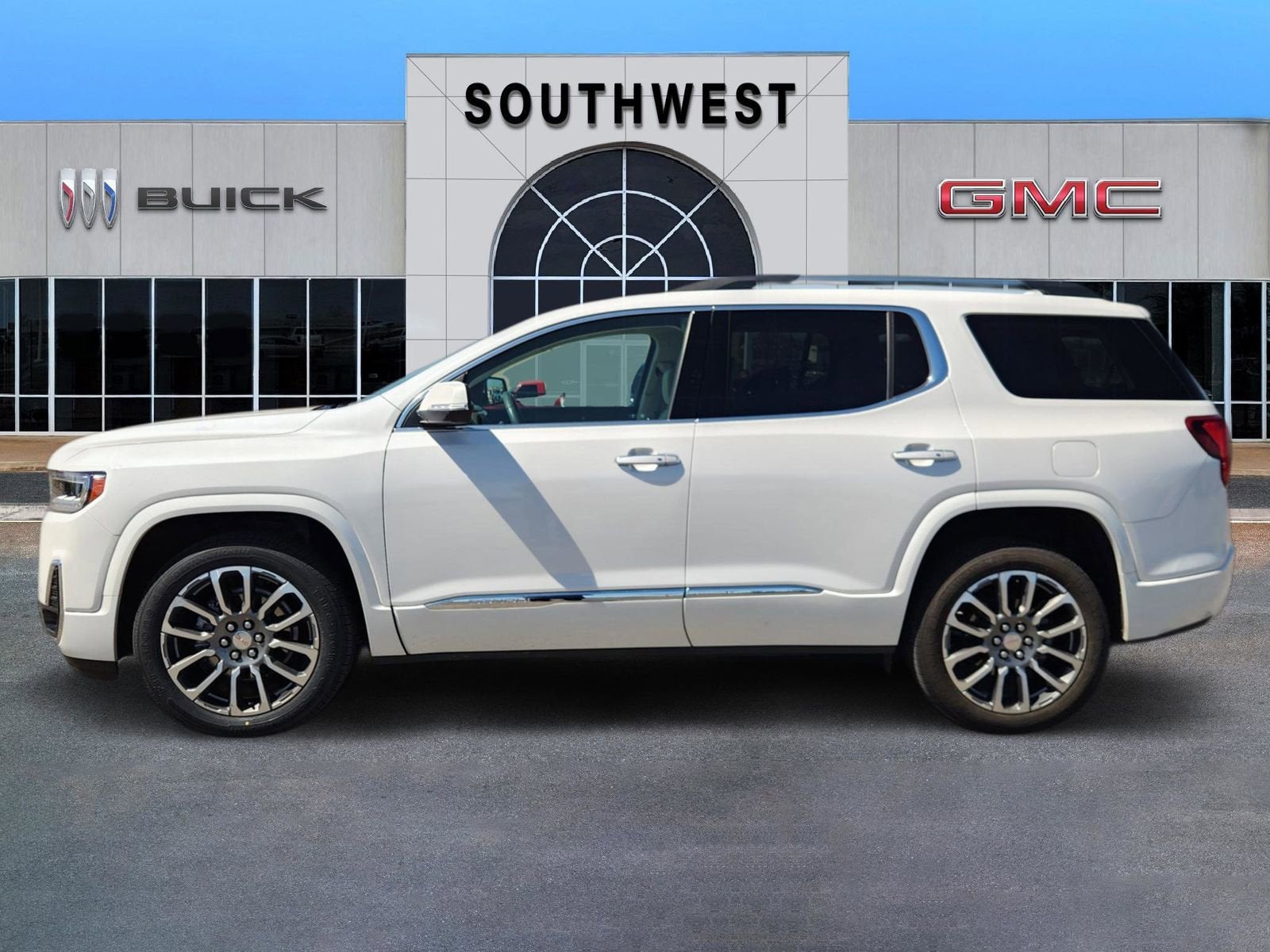 2022 GMC Acadia Denali