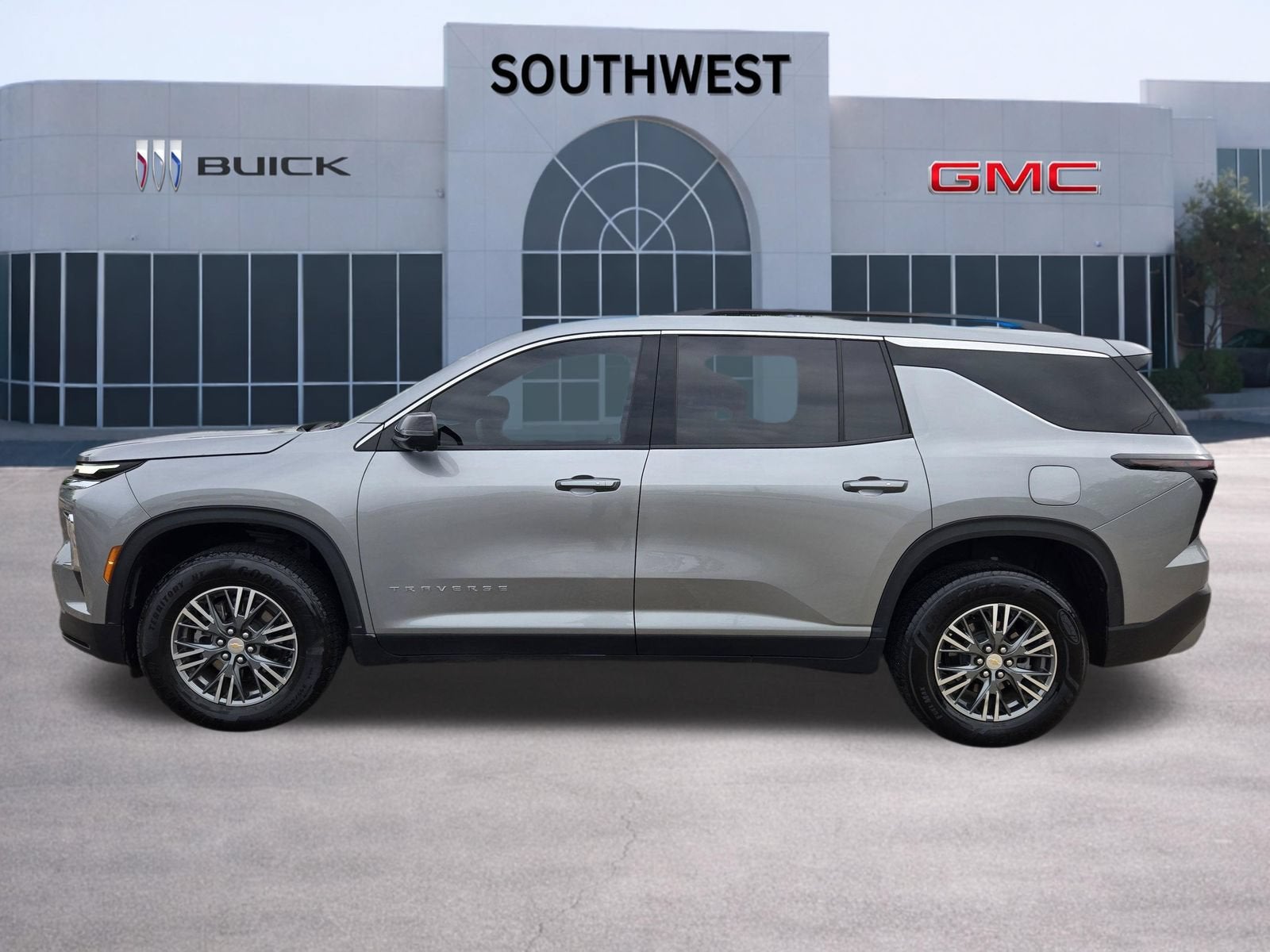 2024 Chevrolet Traverse LT