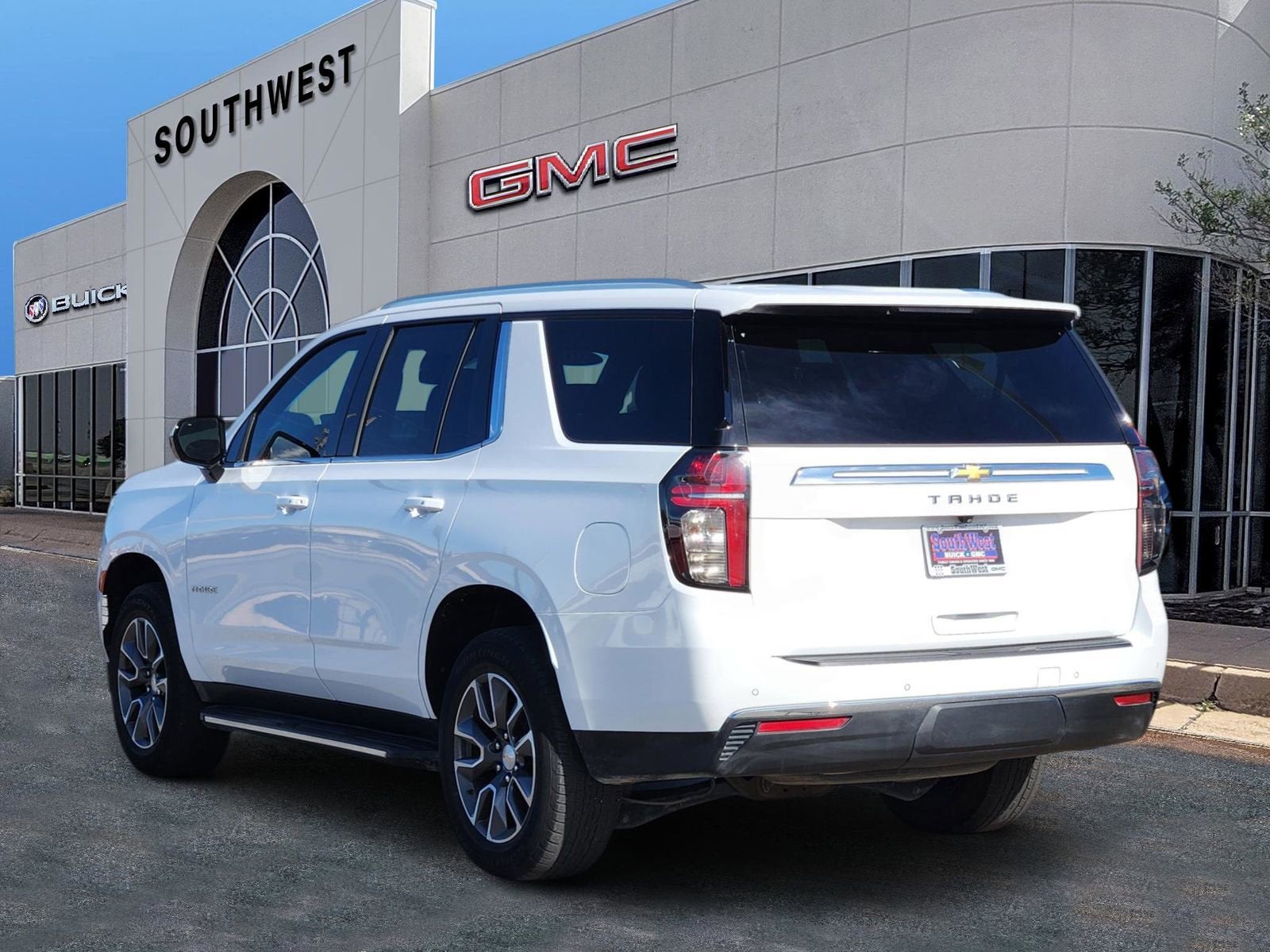 2024 Chevrolet Tahoe LS