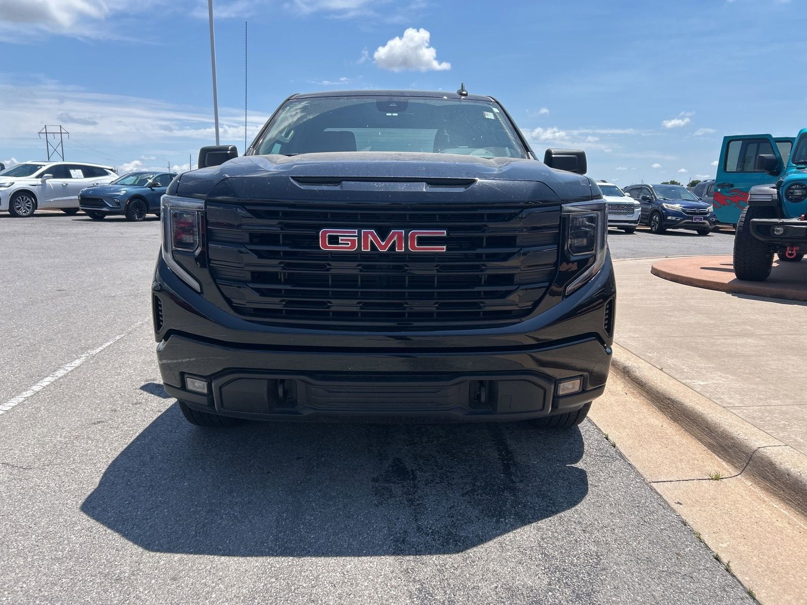 2025 GMC Sierra 1500 Elevation