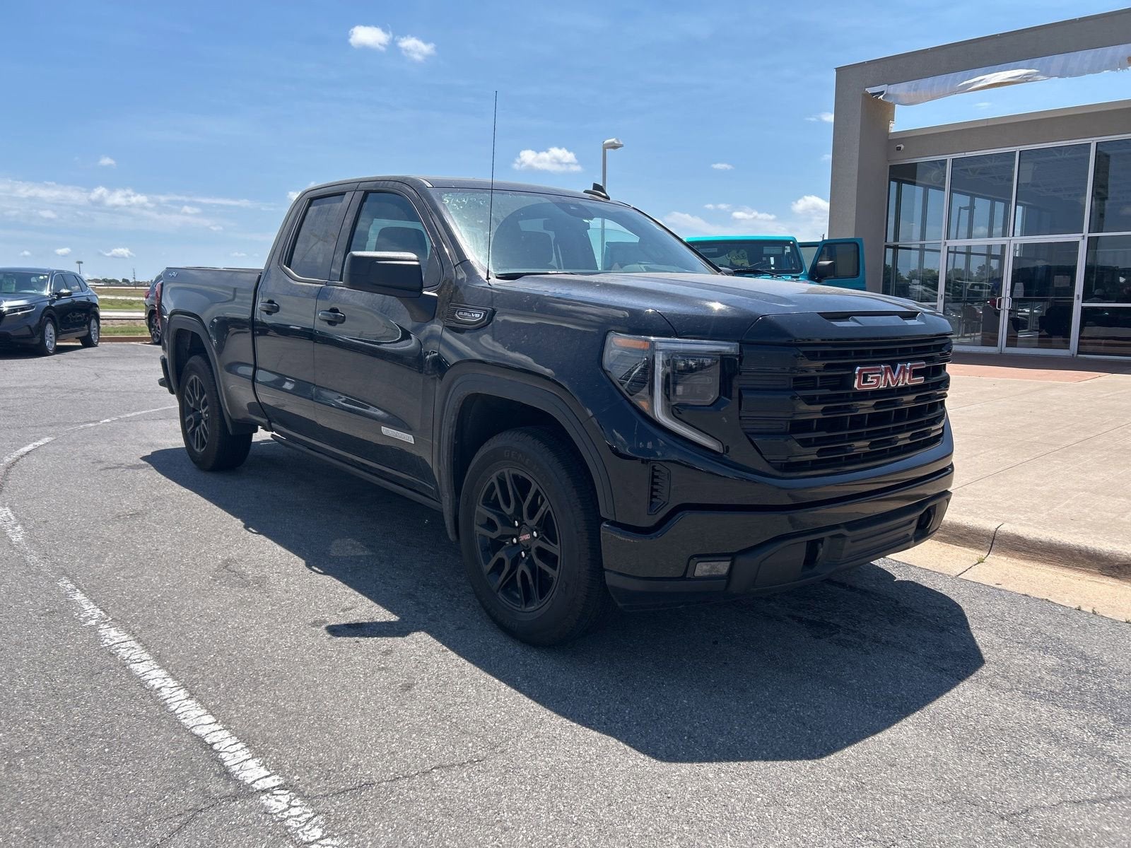 2025 GMC Sierra 1500 Elevation