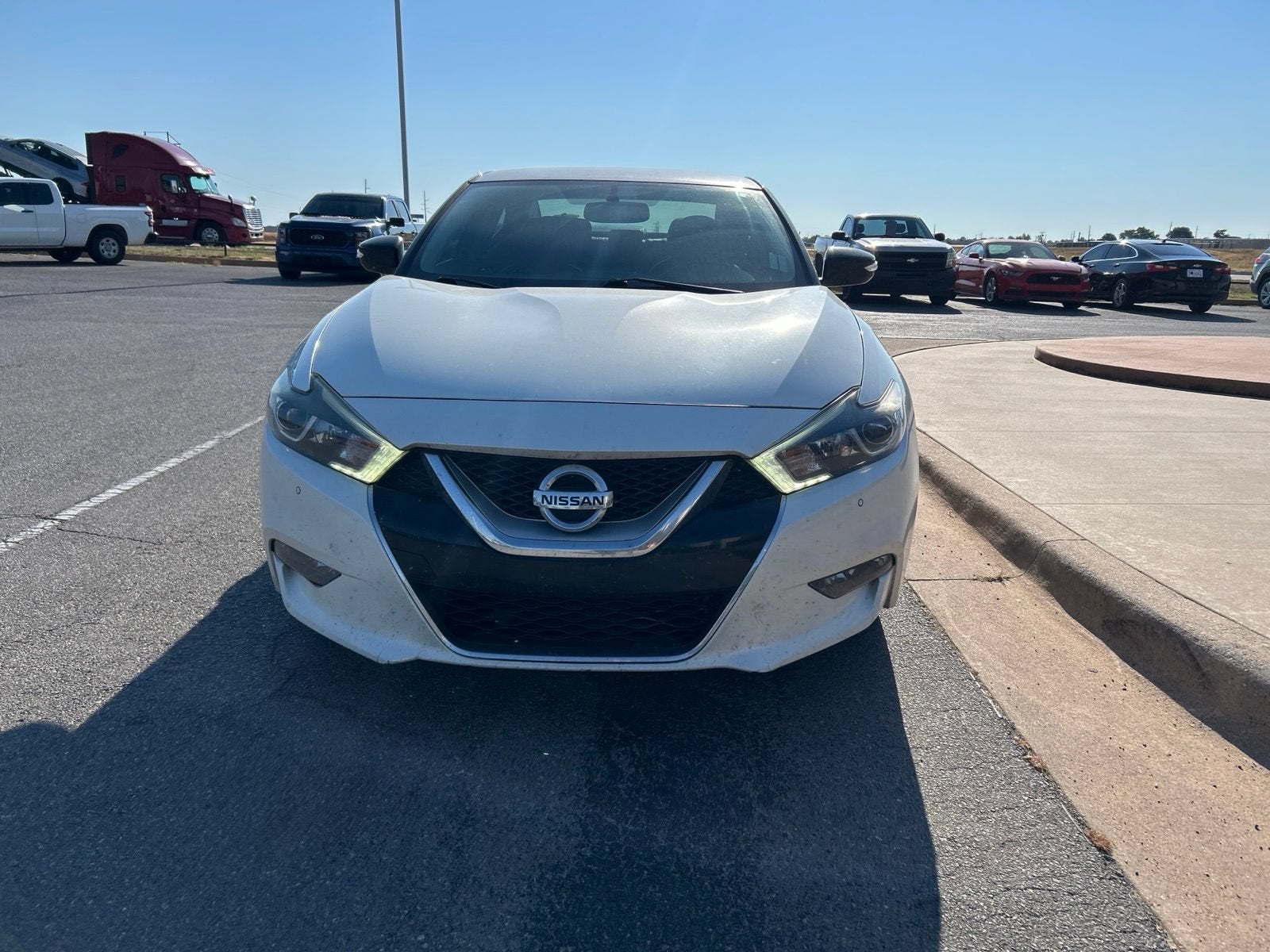 2017 Nissan Maxima SR