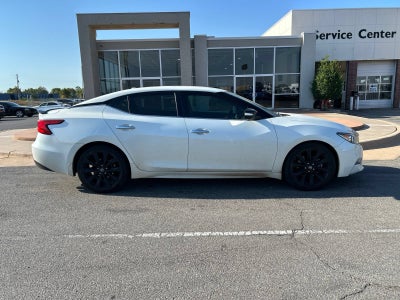 2017 Nissan Maxima SR