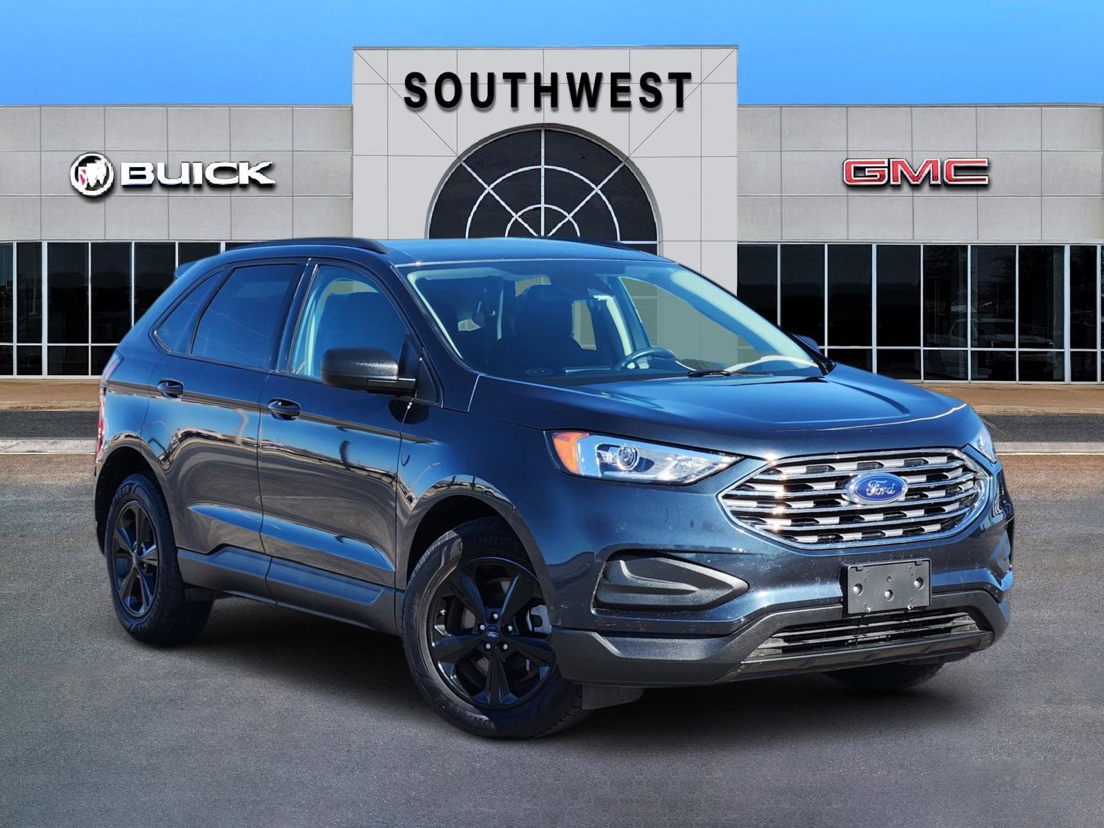 2022 Ford Edge SE