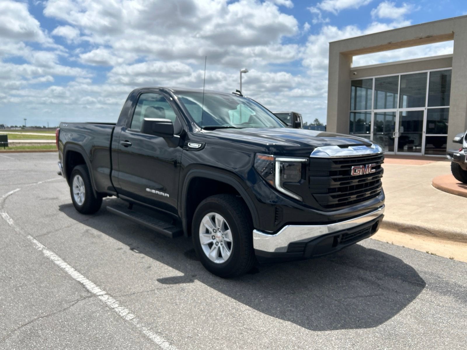 2025 GMC Sierra 1500 Pro