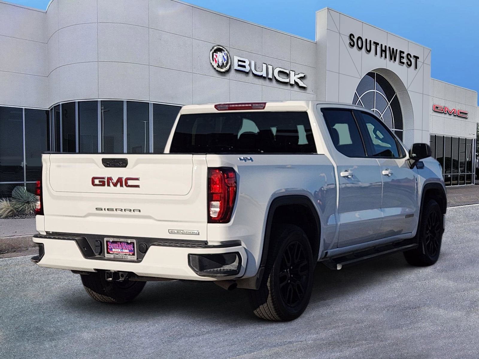 2024 GMC Sierra 1500 Elevation