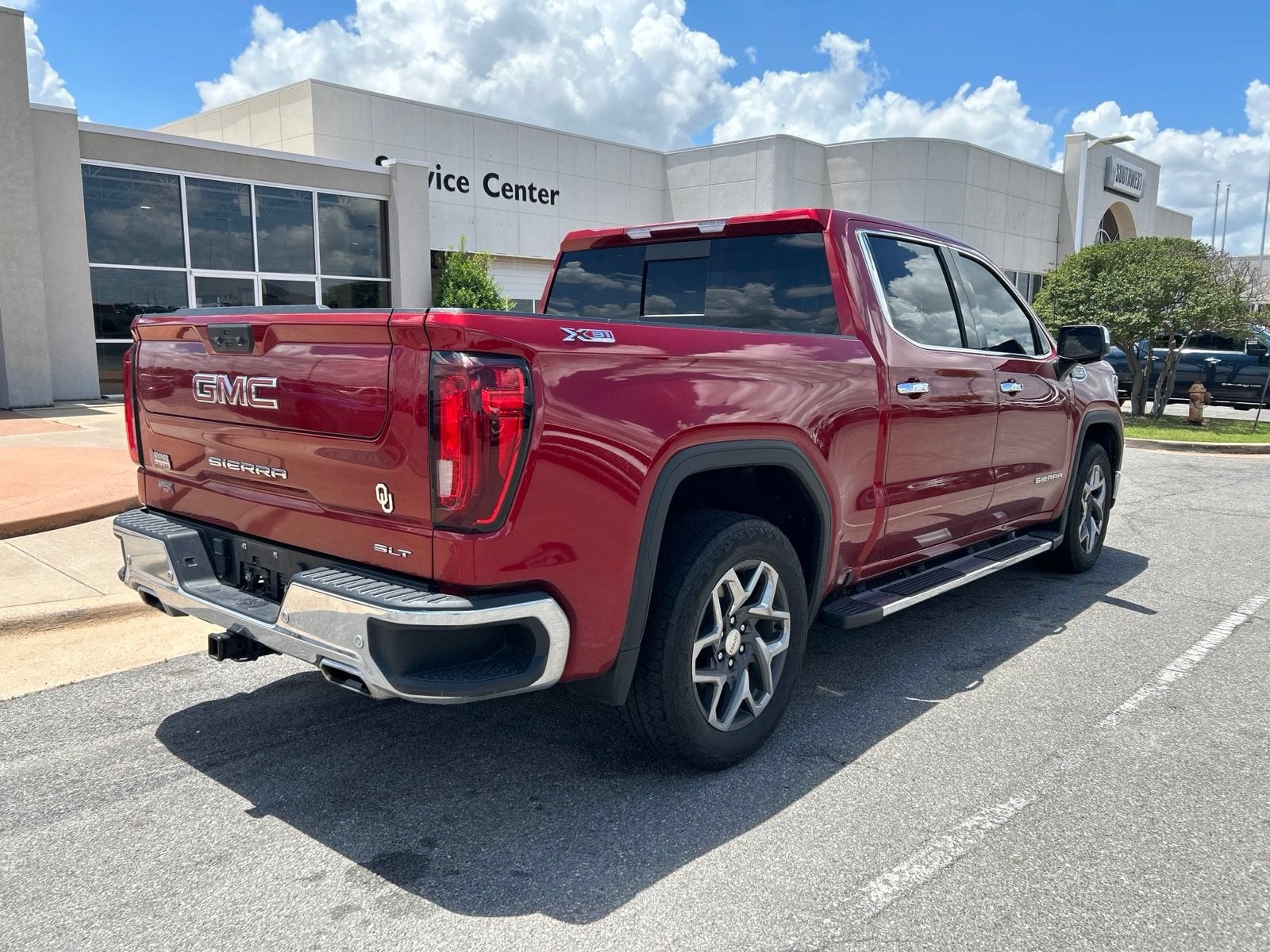 2024 GMC Sierra 1500 SLT