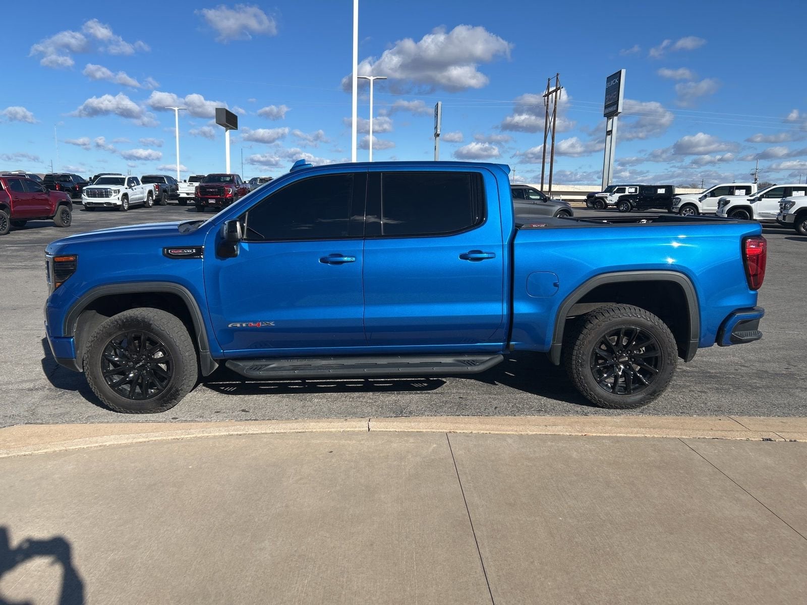 2022 GMC Sierra 1500 AT4X