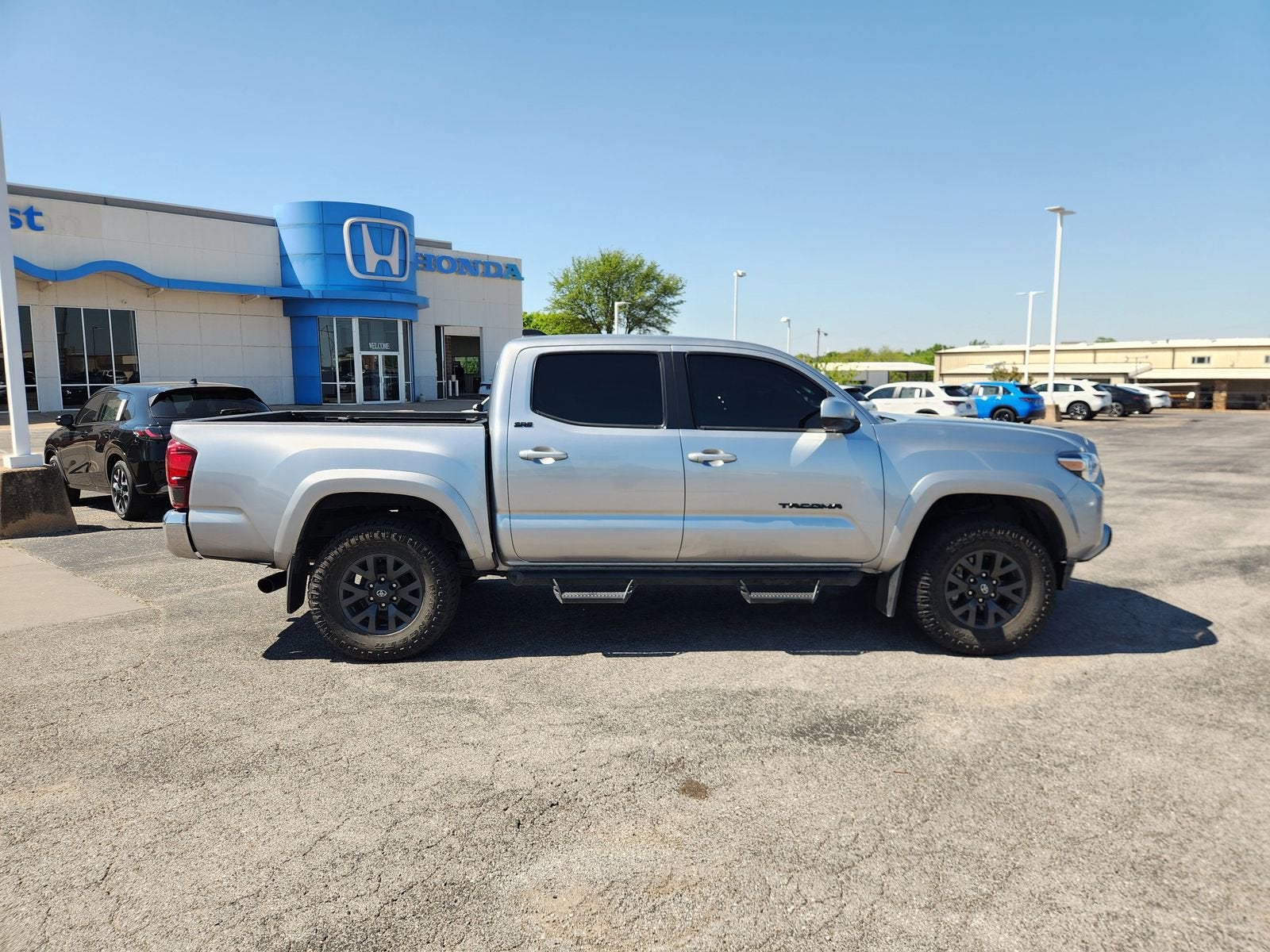 2023 Toyota Tacoma 2WD SR5
