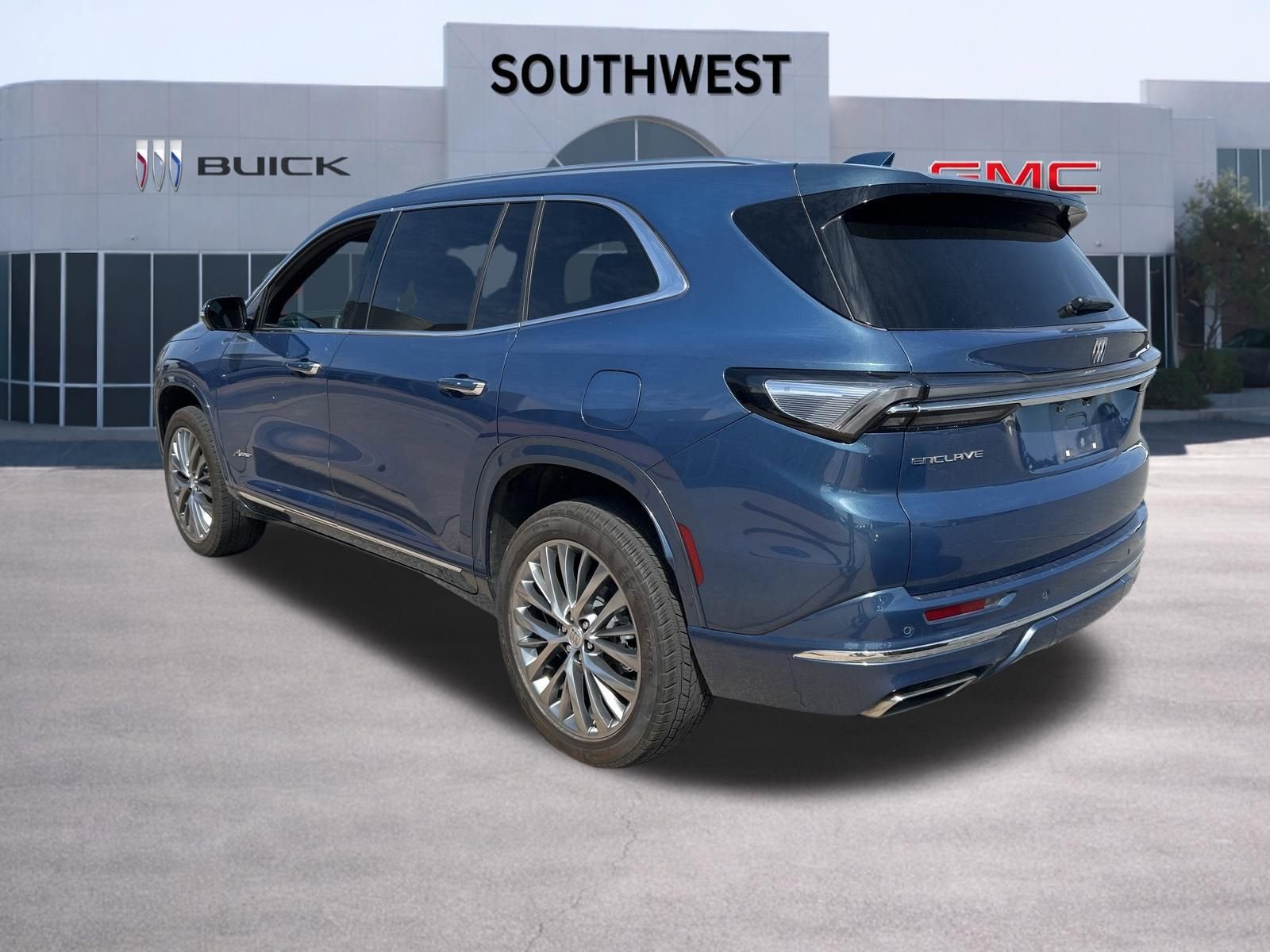 2025 Buick Enclave Avenir