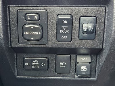 2018 Toyota Tundra 4WD SR5