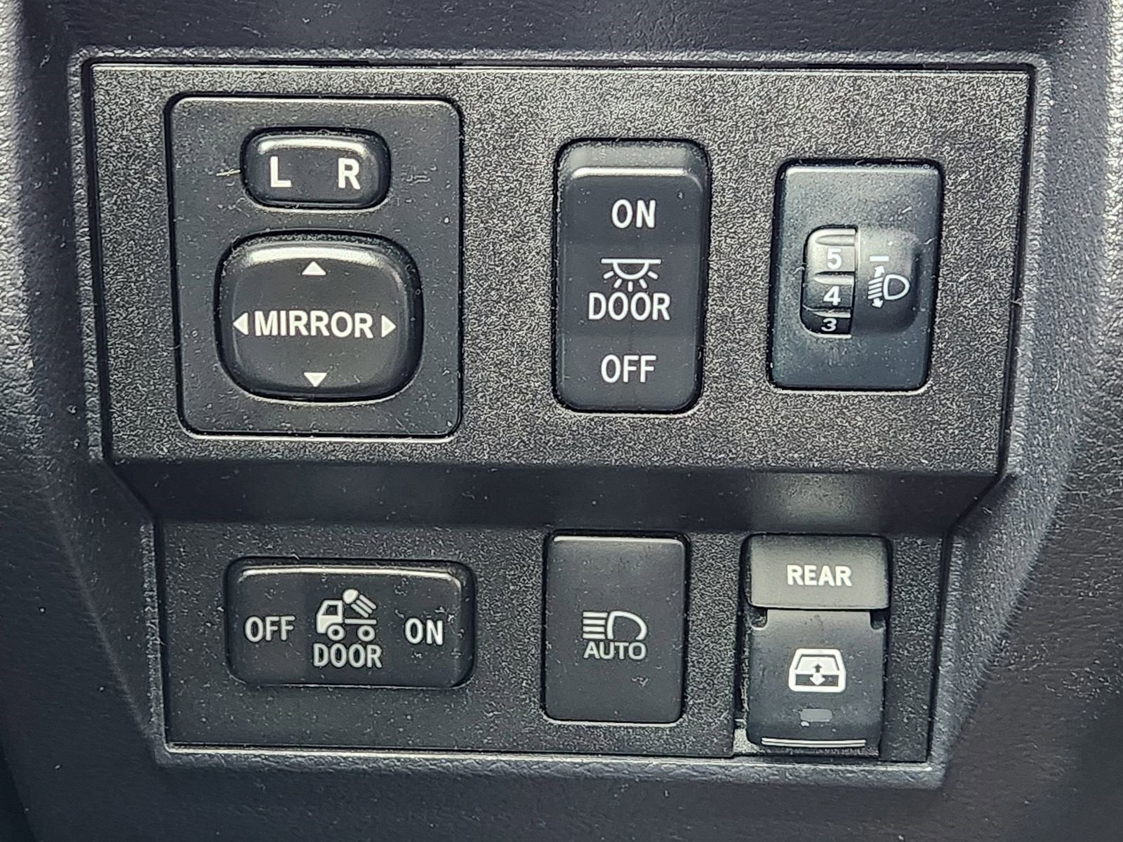 2018 Toyota Tundra 4WD SR5