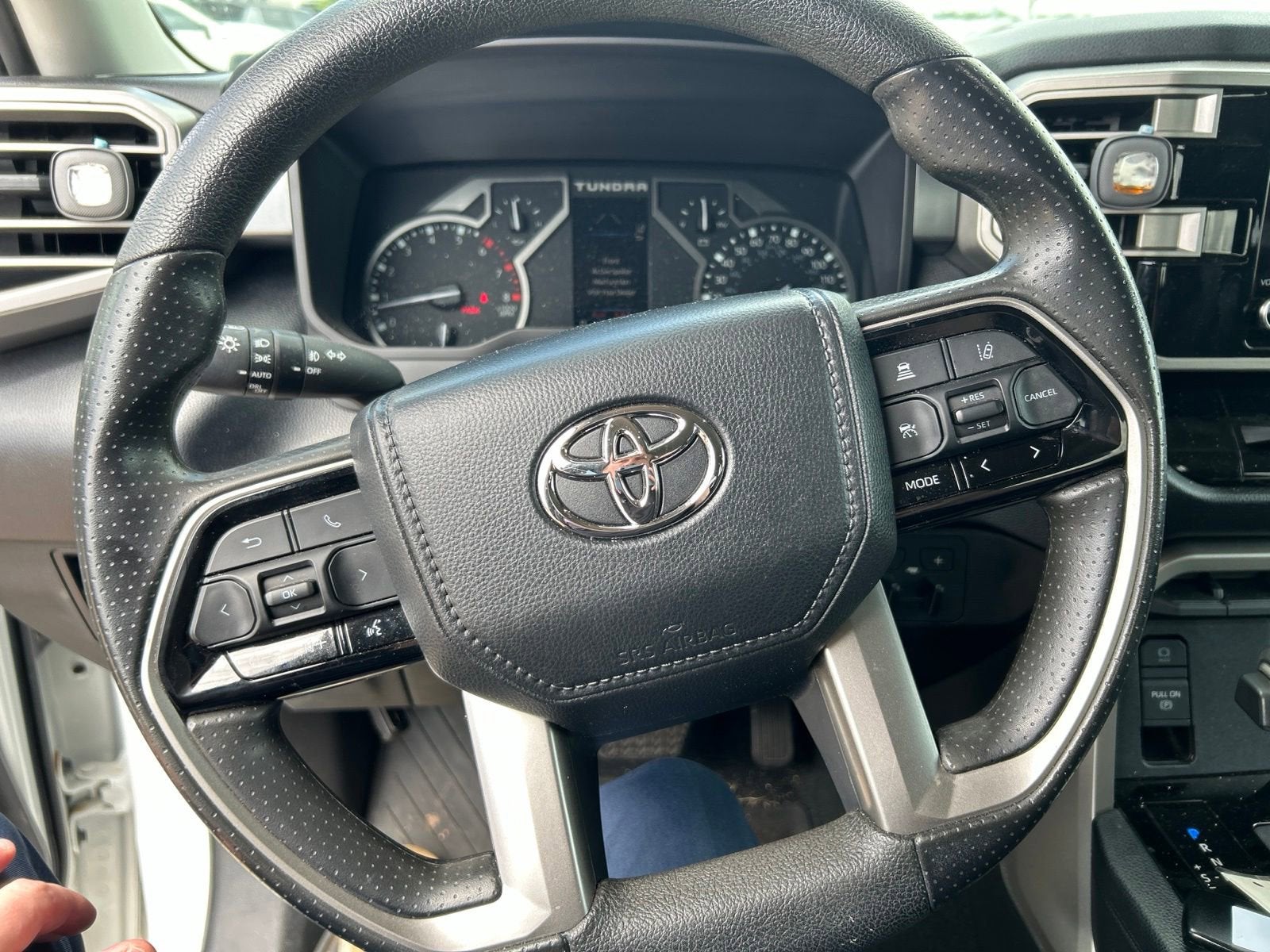 2023 Toyota Tundra 4WD SR5