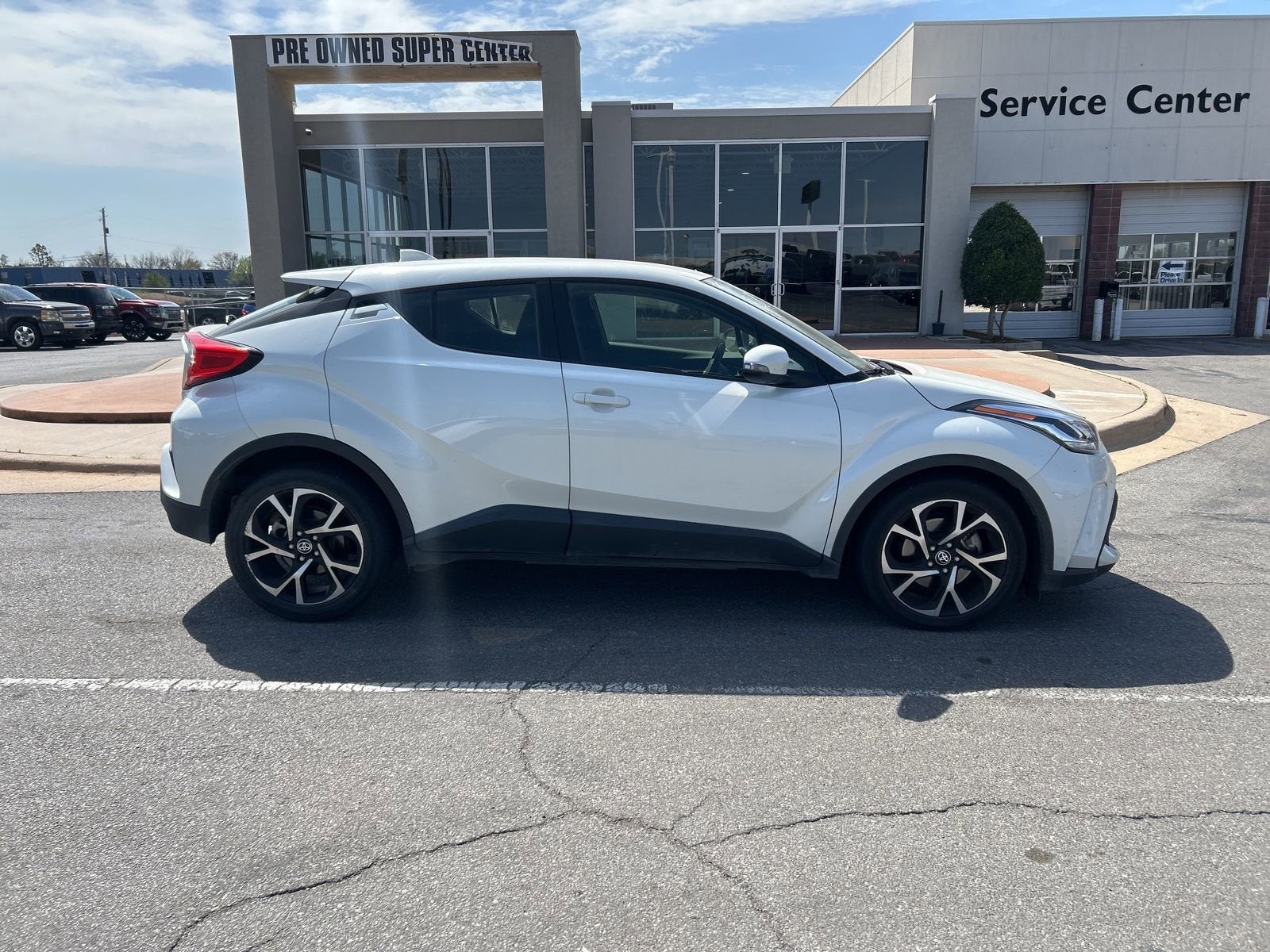 2020 Toyota C-HR LE